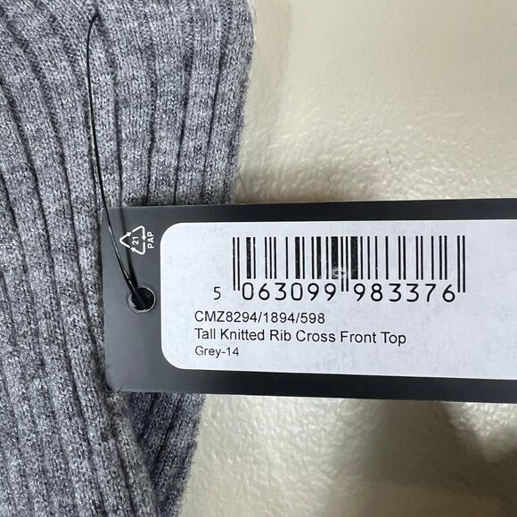 NWT PrettyLittleThing Tall Knitted Rib Cross Front Top Womens 10 Gray Minimalist - Picture 7 of 7